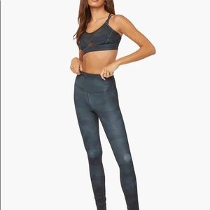 High-Waisted Shape and Sculpt Active Leggings